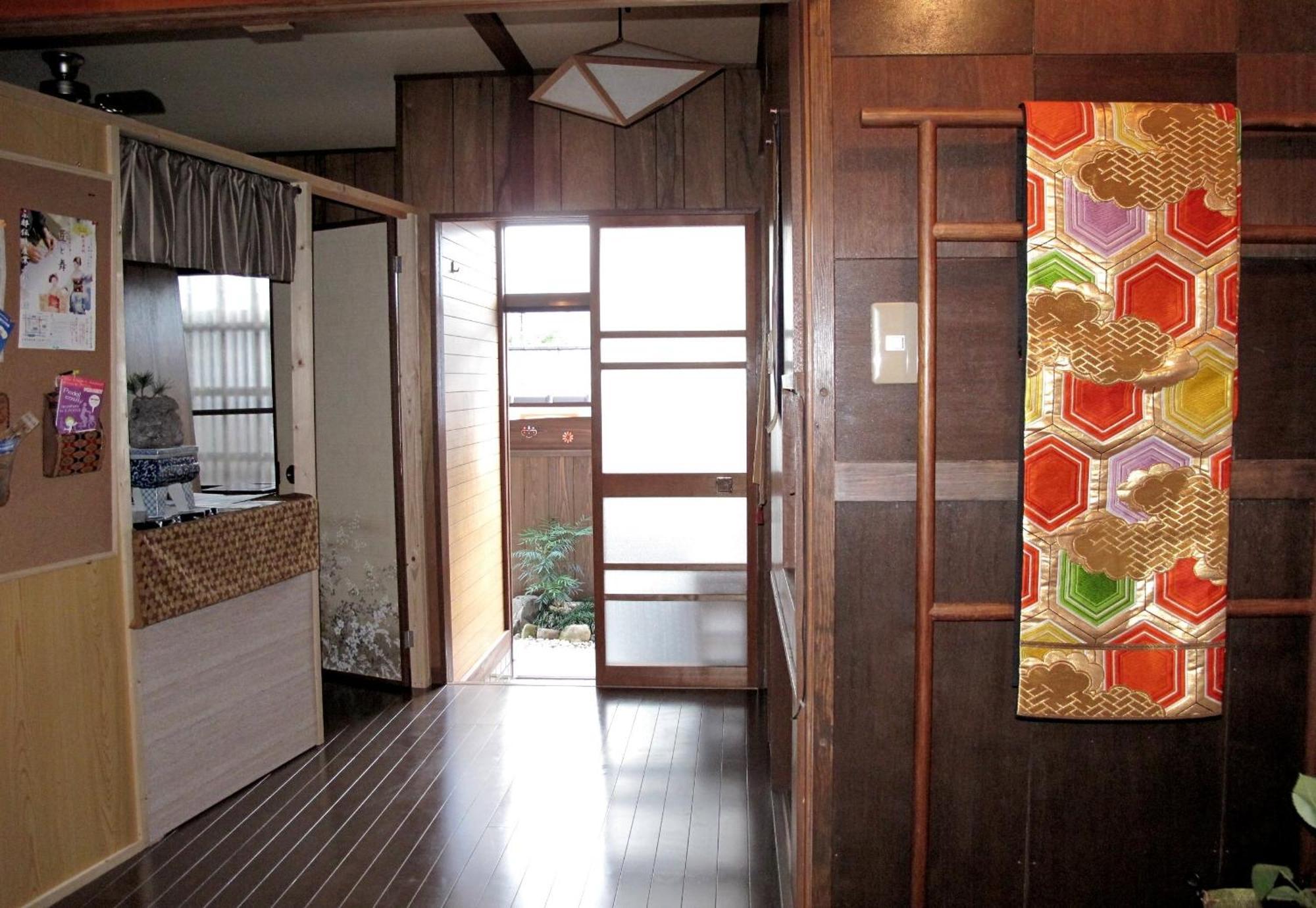 Guesthouse Higashiyama Кіото Екстер'єр фото