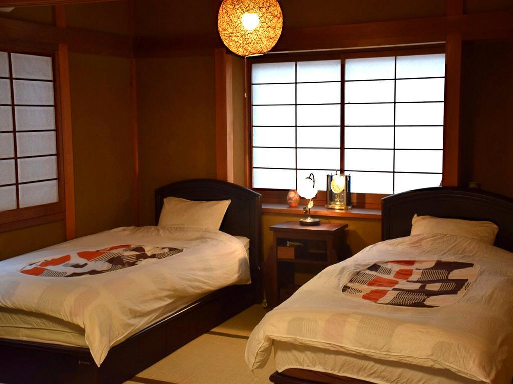 Guesthouse Higashiyama Кіото Екстер'єр фото